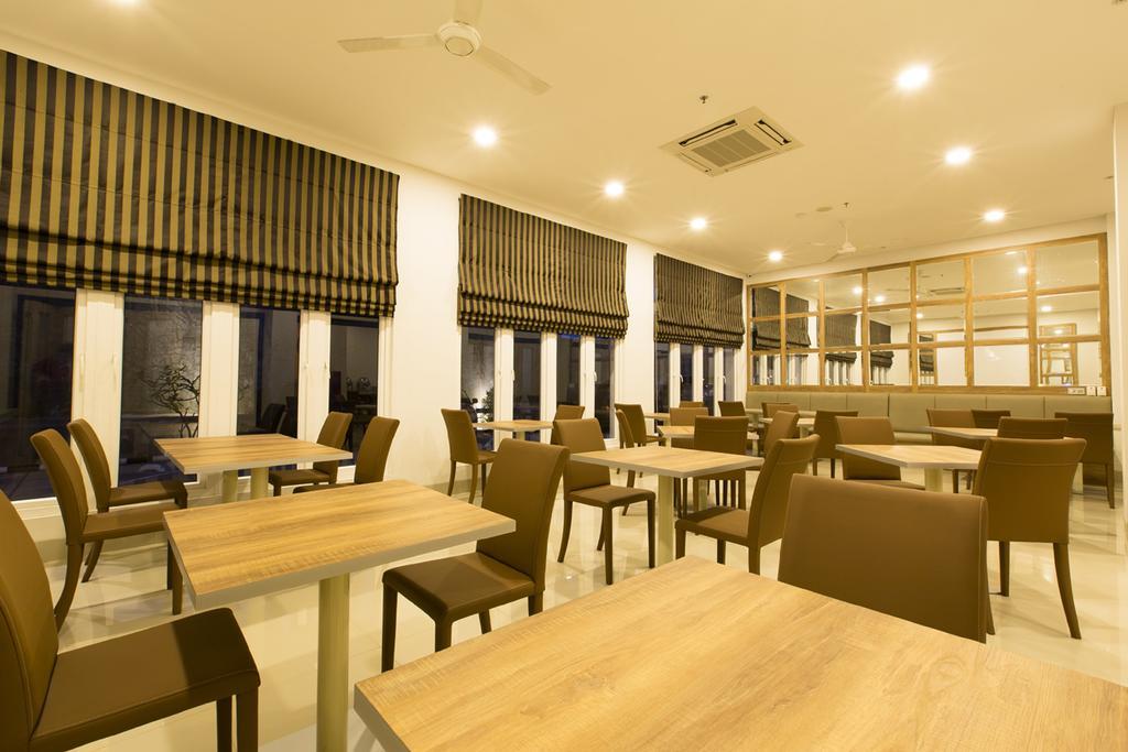 Sparks Odeon Sukabumi, Artotel Curated מראה חיצוני תמונה